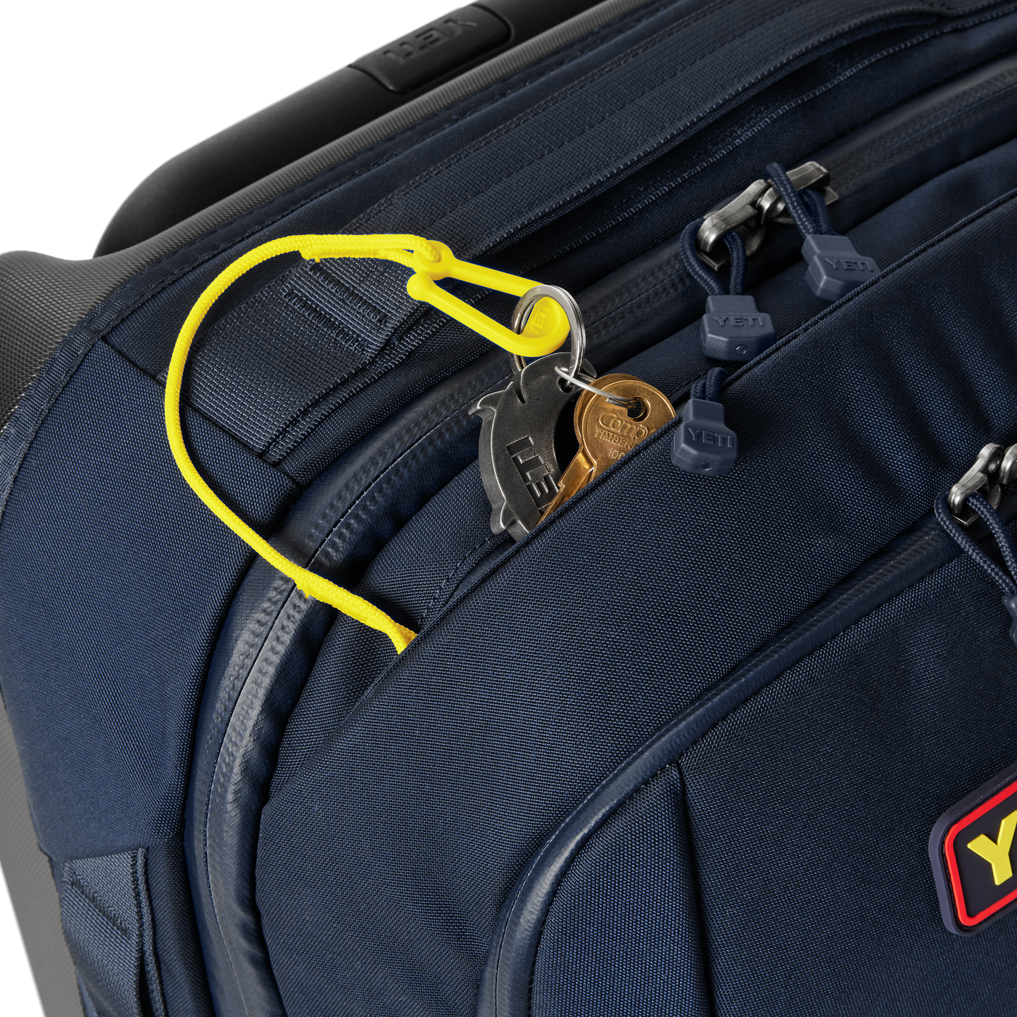 Oracle Red Bull Racing Crossroads® 35L / 22 Luggage