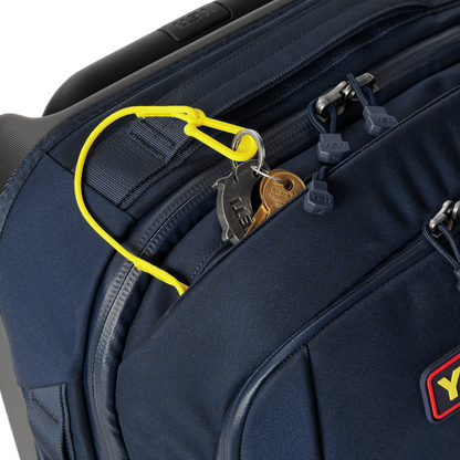 Oracle Red Bull Racing Crossroads® 35L / 22 Luggage