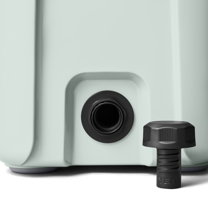 Roadie® 15 Cool Box