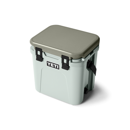 Roadie® 24 Cool Box