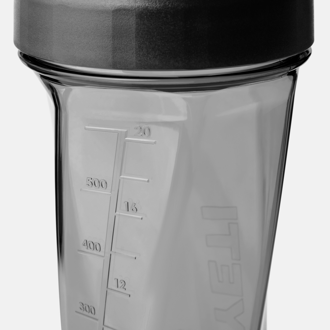 YETI Yonder® 27 oz (737 ml) Shaker Bottle Charcoal