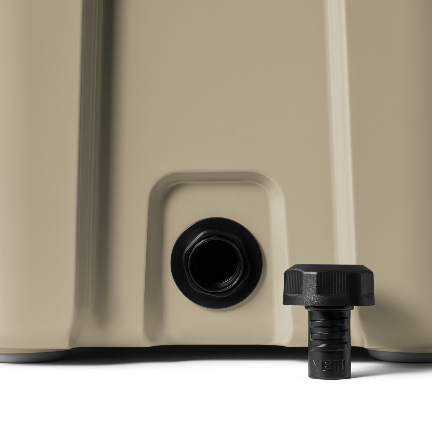 YETI Roadie® 24 Cool Box Tan 